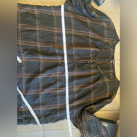 Madewell shirred wool blend peasant blouse in windowpane - Picture 6 of 8